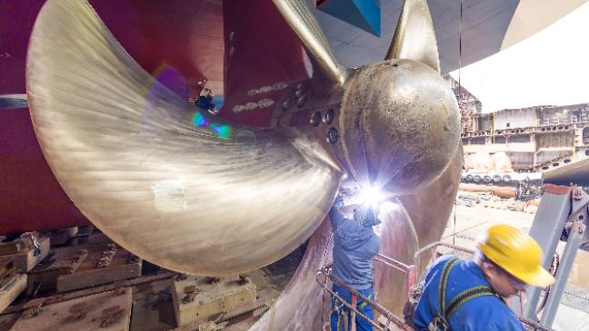 SPD kritisiert Weiterarbeit auf der Werft