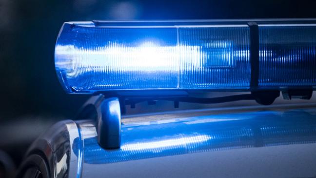 In Schlangenlinien über die Autobahn