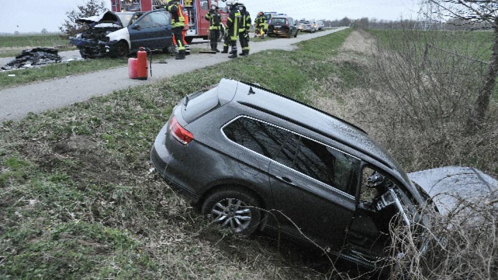 Ein schwerer Unfall hat sich am Samstagabend in Filsum ereignet.  © Wolters