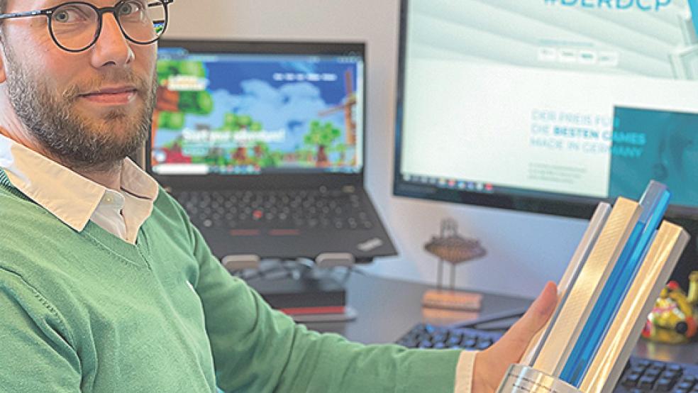 Der gebürtige Norder Hendrik Rump freut sich über den Preis in der Kategorie »Bestes Familienspiel«.  © Foto: privat