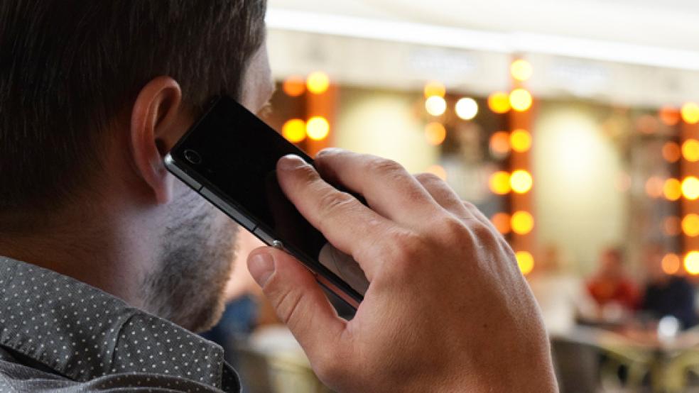 Eine Familie aus Filsum erhielt einen Anruf von einem Trickbetrüger, fiel aber nicht auf die Masche herein.  © Foto: pixabay