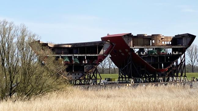 Giganten auf der Ems