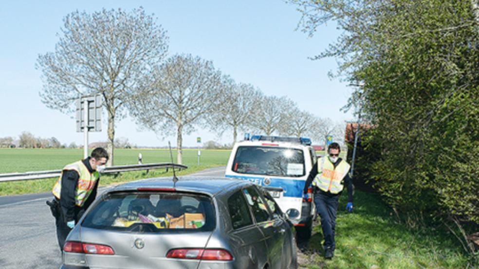 Die Bundespolizei darf, wie hier im April 2020 in Charlottenpolder, an den nationalen Binnengrenzen nur sporadisch und in begründeten Fällen Einreisende kontrollieren.  © Foto: Kuper