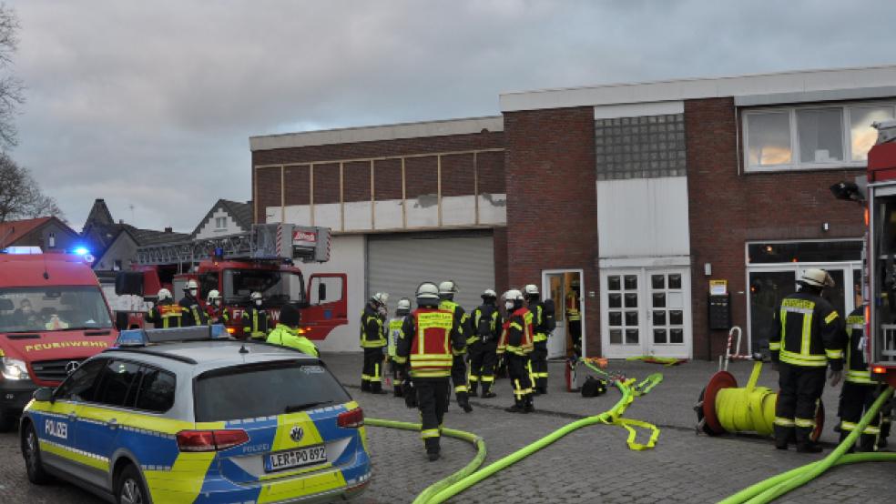 In einem Haus in der Gaswerkstraße in Leer war ein Tisch in Brand geraten. © Wolters