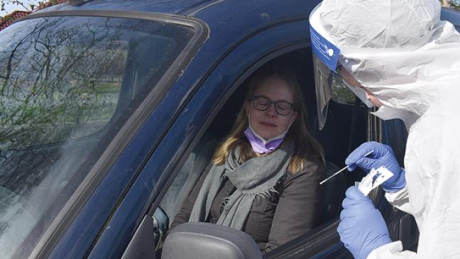 Testzentrum am Friesenbad nimmt Fahrt auf