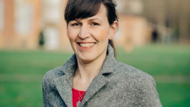 Helbich wirft Hut in den Ring