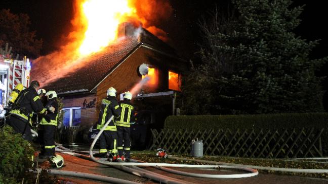 Sohn soll Haus mit Benzin in Brand gesetzt haben