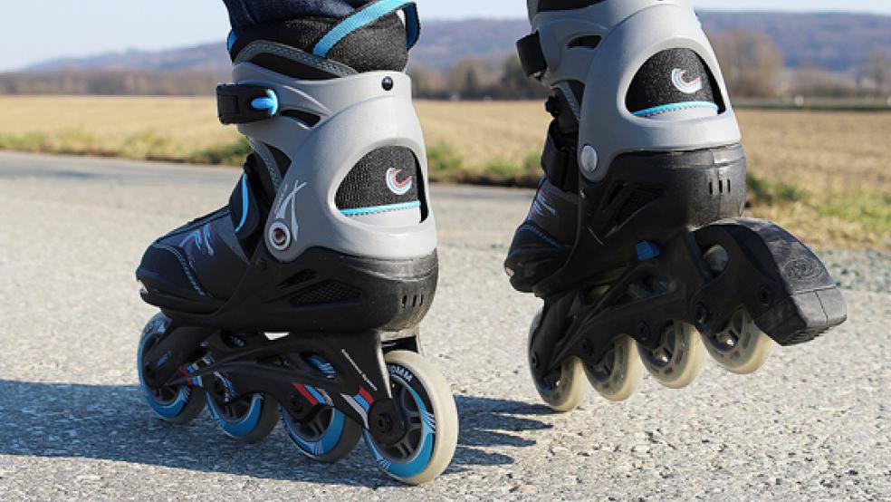 Eine Inline-Fahrerin (Beispielfoto) wurde bei einem Unfall schwer verletzt.  © Foto: pixabay