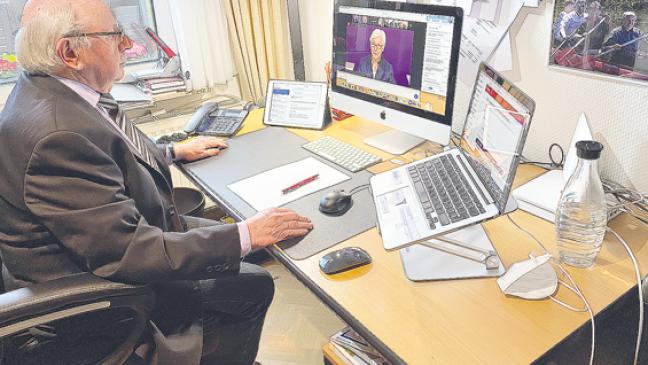 Sich gewöhnen an digitale Synoden