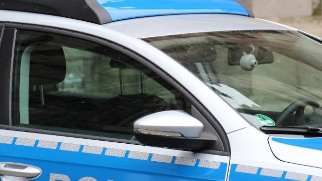 Kleintransporter in Brand geraten