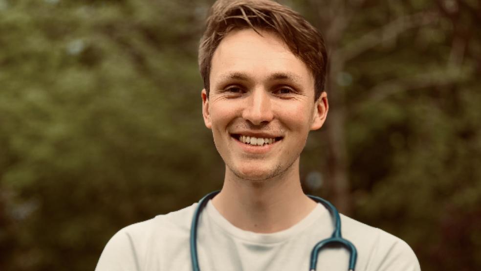 Kann sich vorstellen, nach seinem Studium als Hausarzt im Rheiderland zu arbeiten: Sven Strunk. Er ist ein Medizin-Stipendiat der Leeraner Kreisbehörde. © privat