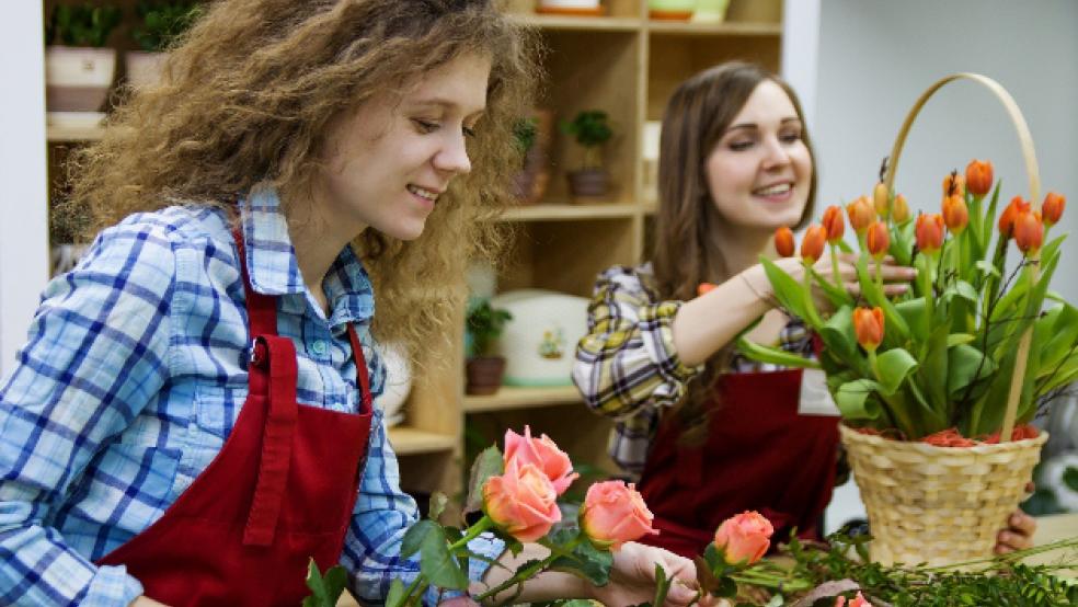 Floristinnen arbeiten im Kreis Leer meist zu Niedriglöhnen, kritisiert die Gewerkschaft IG BAU. © Symbolfoto: Pixabay