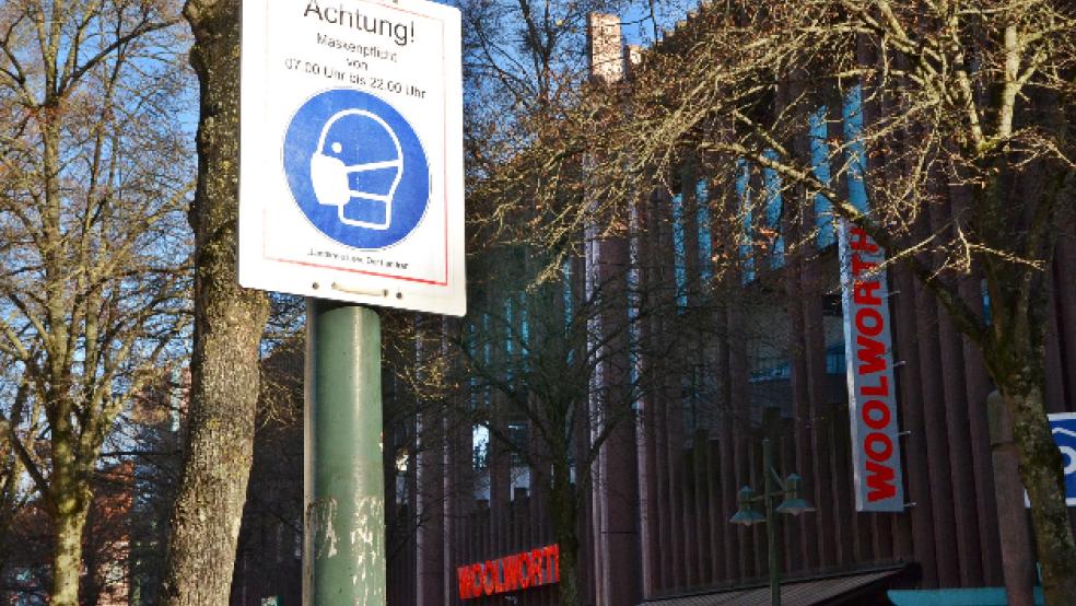 Ab diesem Sonnabend muss keine Maske mehr in der Leeraner Fußgängerzone getragen werden.  © Ammermann