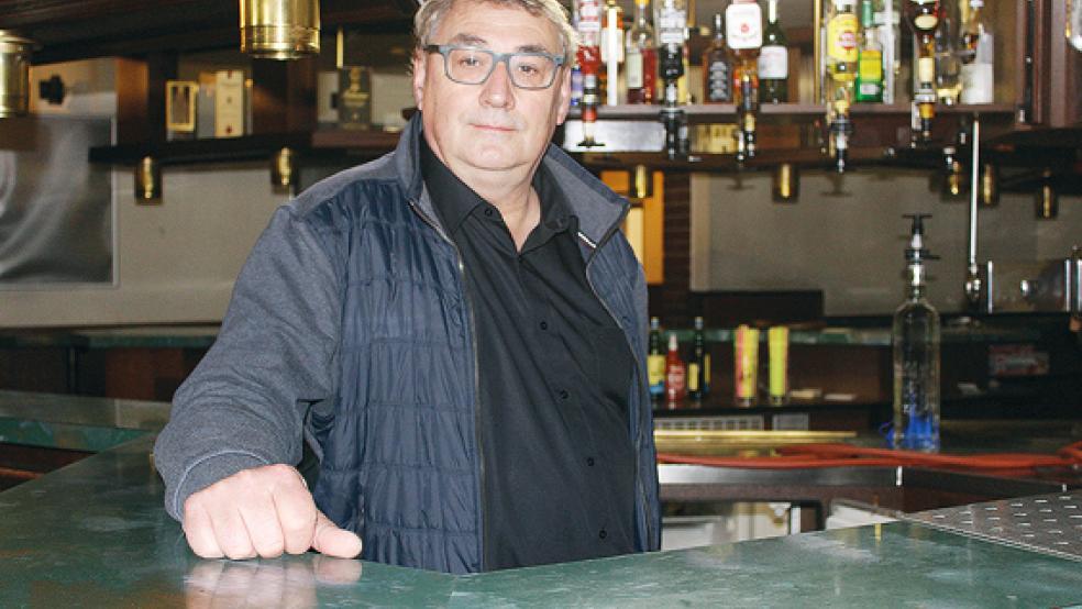 Hermann Schmock würde liebend gerne wieder mit seinen Gäste in der »Pyramide« in Bunde feiern. Mit den jetzigen Auflagen sei das allerdings nur schwer möglich.  © Foto: Berents