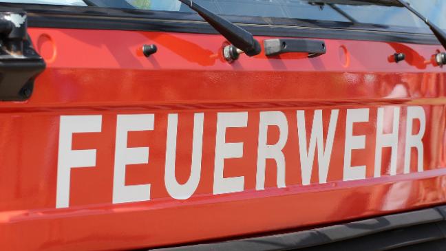 Feuerwehr rückt zum Krankenhaus aus