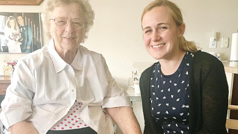 Sie führte für ihre Studie viele Gespräche: Maike Rocker (rechts) hat auch Ebalena Kruse besucht. »Sie spricht fließend Platt«, lautete Rockers Fazit nach dem Interview.  © Foto: privat