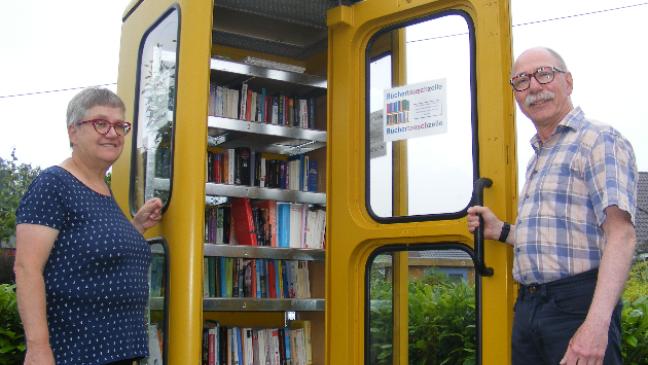 Zelle mit Büchern statt Häftlingen