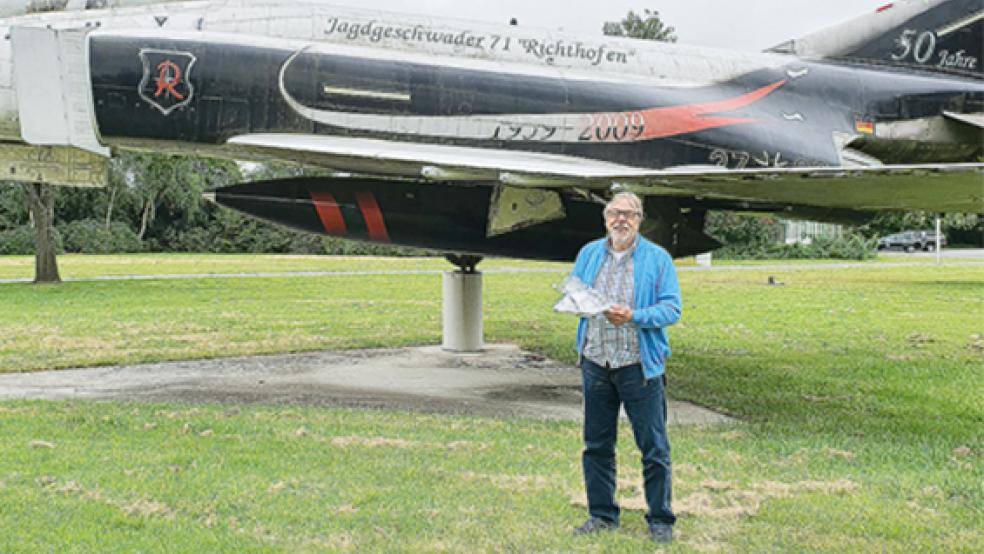 Beim Wittmunder Luftwaffengeschwader »Richthofen« endete nun für Ferdinand Reit aus Weener seine Tätigkeit als IHK-Prüfer.  © Foto: privat