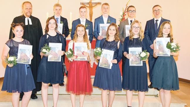 Zehn Jugendliche in der Erlöserkirche konfirmiert