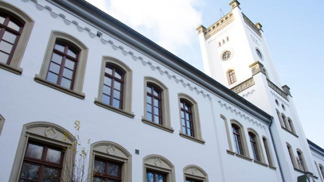 Tödliche Stiche: Tatgeschehen nebulös