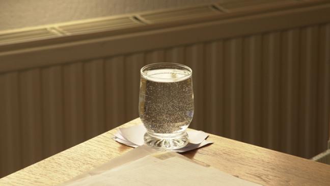 Alle Mitarbeiter mit Dienstausweisen