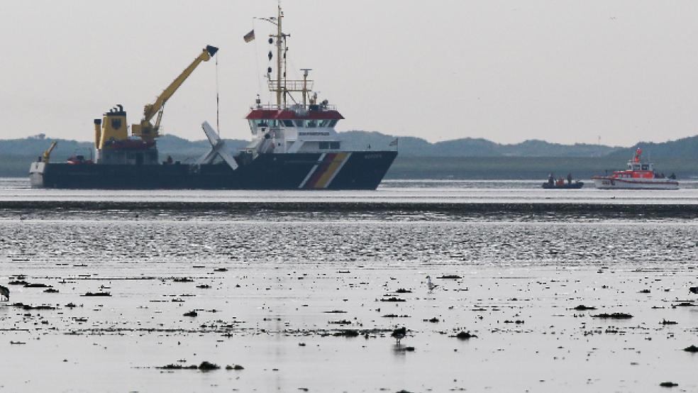 Bei den Ermittlungen zur Absturzursache werden von den Ermittlern die Wrackteile untersucht, aber auch die Flugerfahrung und der Gesundheitszustand des Piloten überprüft.  © Stock (dpa)