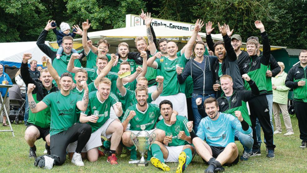 2019 setzte sich Teutonia Stapelmoor in zwei Finalspielen gegen Wymeer-Boen und Möhlenwarf durch.  © Archivfoto: Bruins