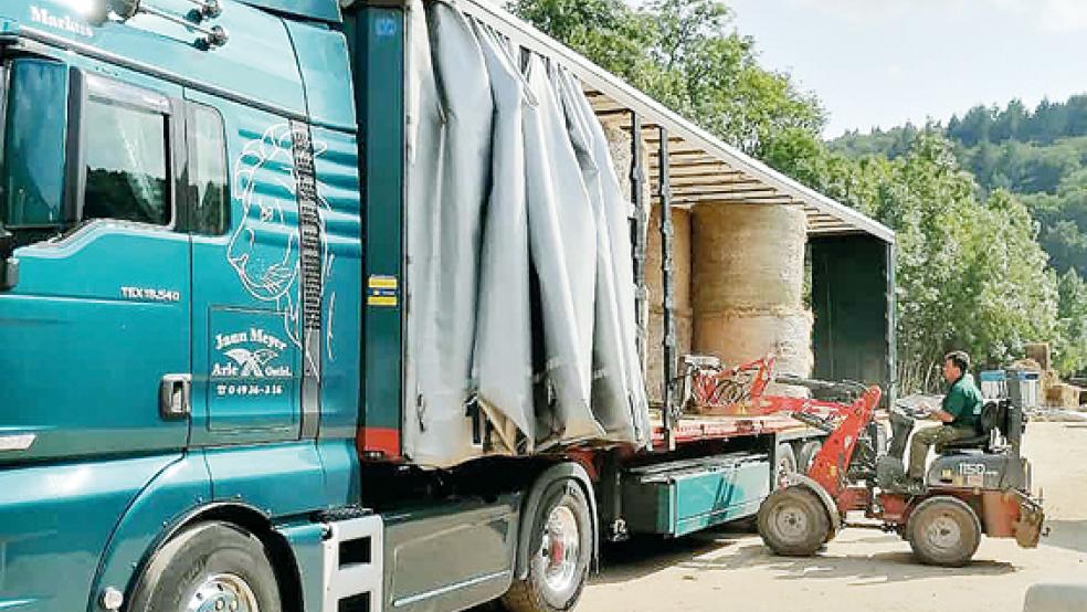Bislang hat Land schafft Verbindung Ostfriesland bereits 48 Lkw-Ladungen mit Hilfsgütern für von der Flutkatastrophe betroffenen Landwirte ausgeliefert.  © Foto: privat