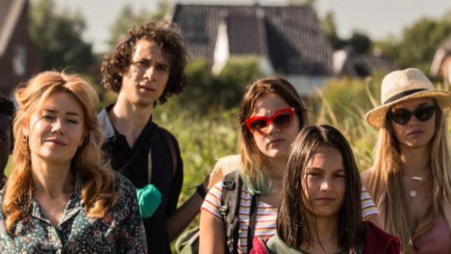 Im Film mit Ditzum-Fähre auf die Insel