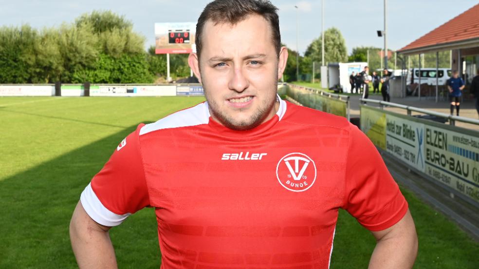 Daniel Gidion verkürzte auf 2:4.  © Foto: Bruins