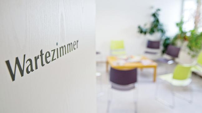 Langes Warten am Telefon