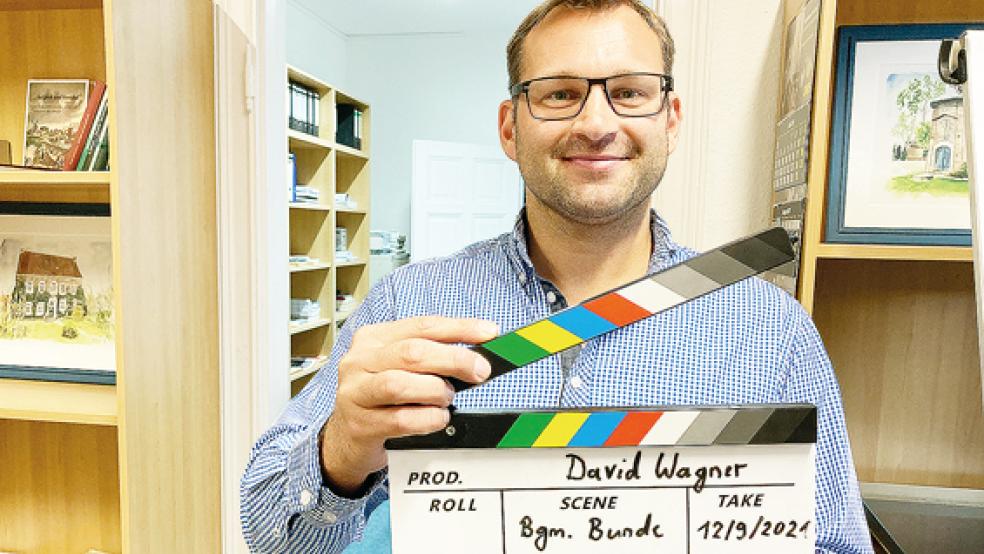 David Wagner tritt als parteiloser Bürgermeisterkandidat in der Gemeinde Bunde an.  © Fotos: Boelmann