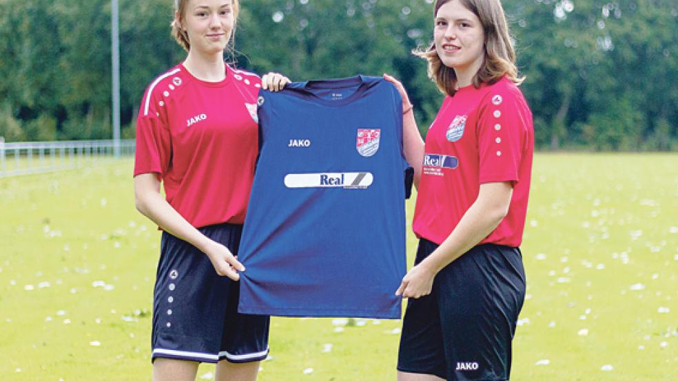 Alina Ferdinand (links) und Sina Gatena stoßen zum Kader der 1. Damen des SV TiMoNo hinzu.  © Foto: SV TiMoNo