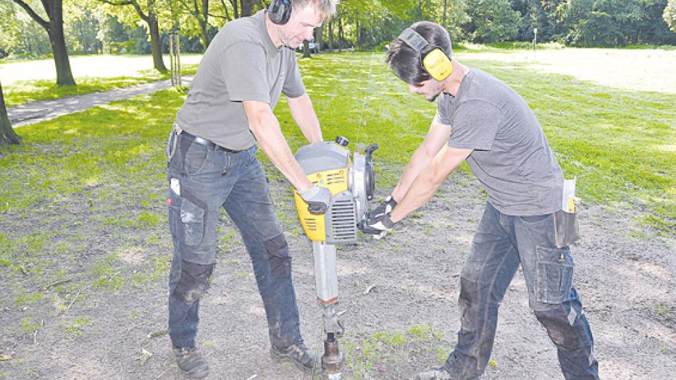 Am Montag begannen die vorbereitenden Arbeiten im Park. © Wolters