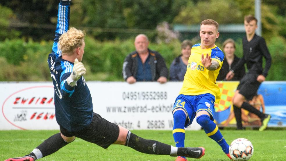 Der TuS Weener kam gegen die Gäste aus Rhauderfehn nicht über ein 2:2-Unentschieden hinaus. © Bruins
