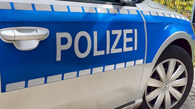 Diebe stehlen Mann seine Geldbörse