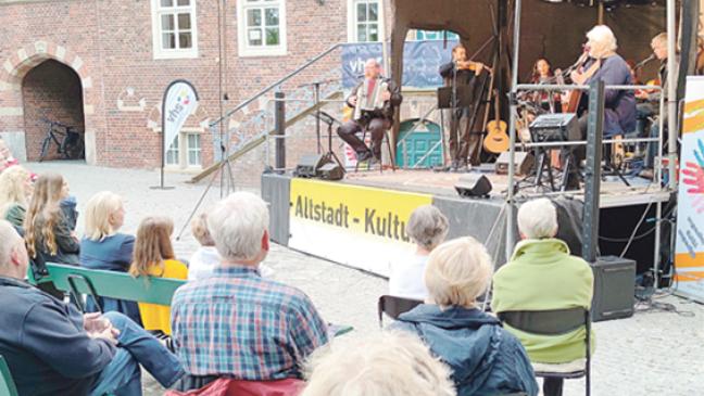 Ein buntes Fest der Völkerverständigung