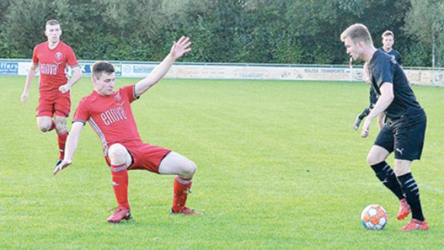 Bunde verspielt 2:0 und kommt doch weiter