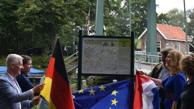 Über Grenze hinweg mit dem Rad von Zahl zu Zahl