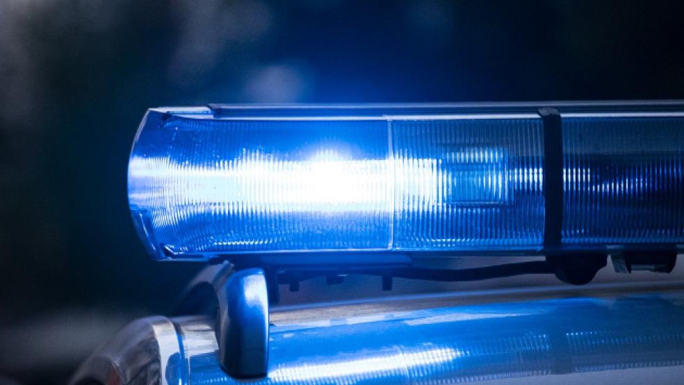 Die Polizei bittet um Hinweise zu Diebstählen aus zwei Autos in Bunde. © Symbolfoto: Pixabay