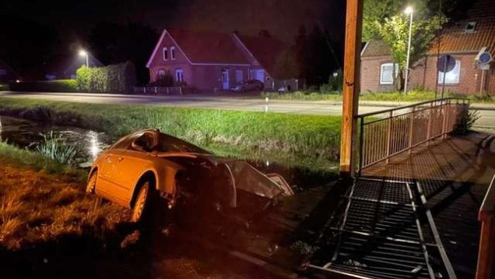 Über zwei Promille im Blut hatte der Autofahrer, der in Großefehn verunglückt ist. © Polizei