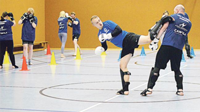 Neuer Trainer soll Kickboxern Beine machen