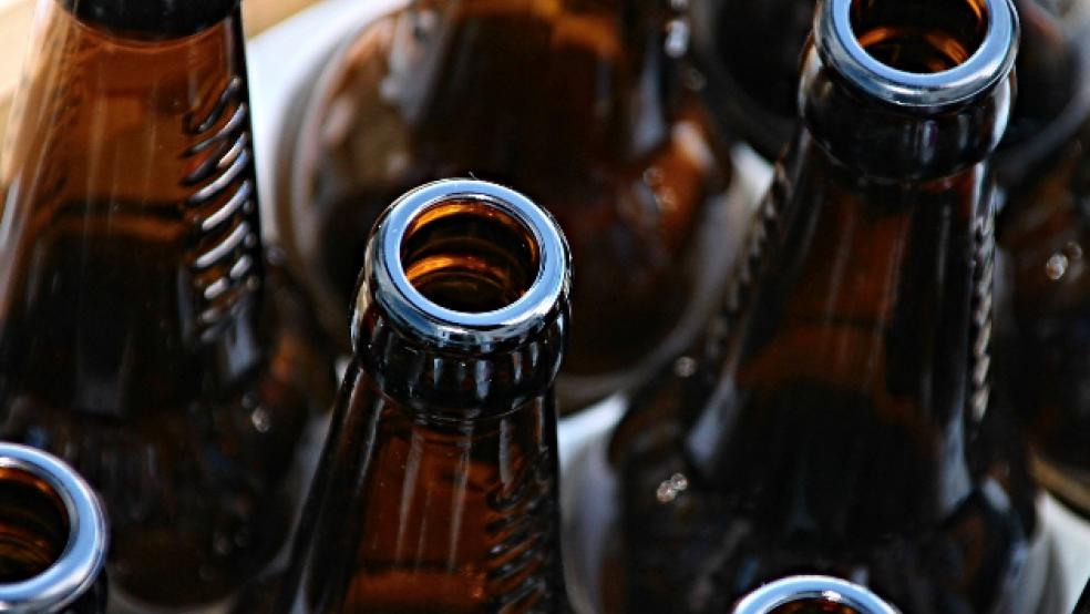 Der Halter des Unfallwagens hatte einen Atemalkoholwert von 2,07 Promille, als Polizisten ihn aufsuchten. © Symbolfoto: Pixabay