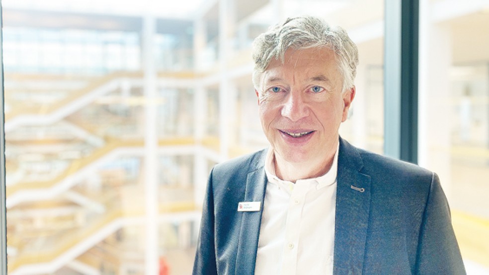 Im kommenden Jahr wird Vorstandsvorsitzender Heinz Feldmann (Foto) den Stab weitergeben an seinen Stellvertreter Carsten Rinne. Feldmann wird dann 50 Jahre bei der Sparkasse gearbeitet haben. © Foto: Hanken