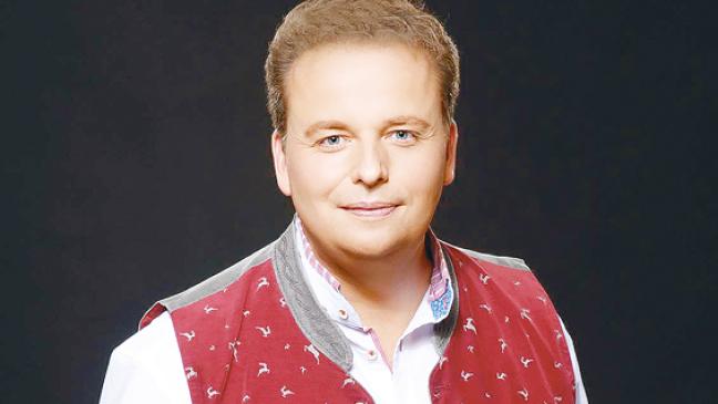 Sanny holt Fans mit  Bus zum Konzert