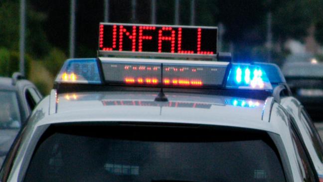 Beim Überholen gegen Trecker-Gespann