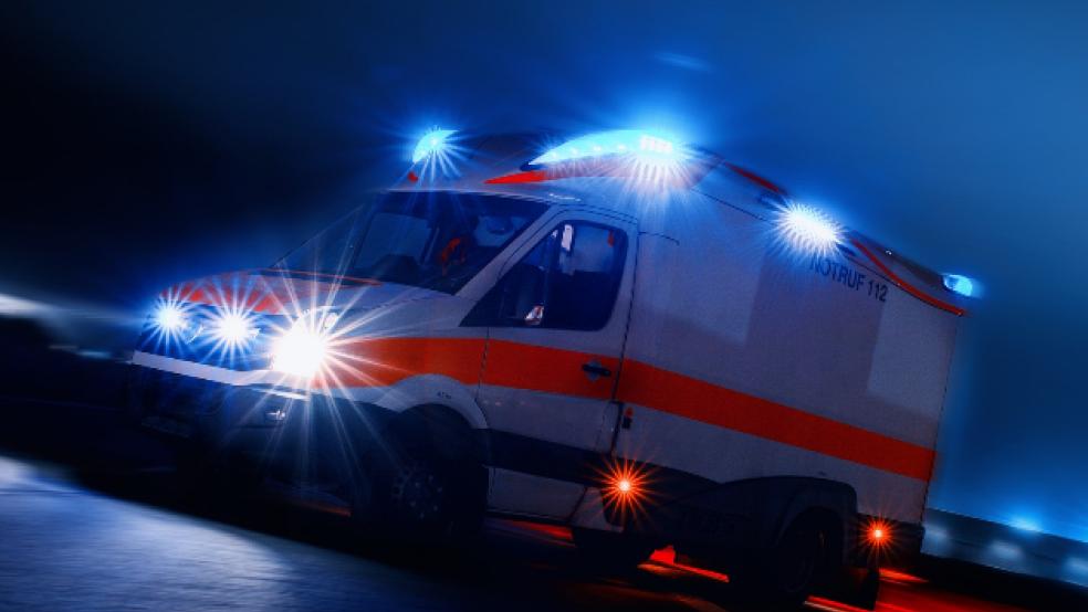 Der 17-jährige Rollerfahrer wurde mit lebensgefährlichen Verletzungen ins Krankenhaus gebracht. © Symbolfoto: Pixabay