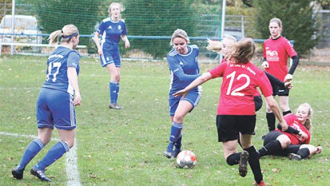 Möhlenwarf siegt im Derby spät und deutlich