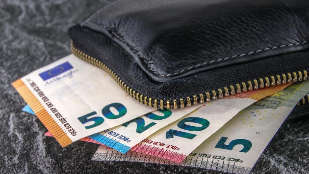 Der Dieb entwendete eine Geldbörse, einen Schlüsselbund sowie hochwertige Kopfhörer. © Symbolfoto: Pixabay