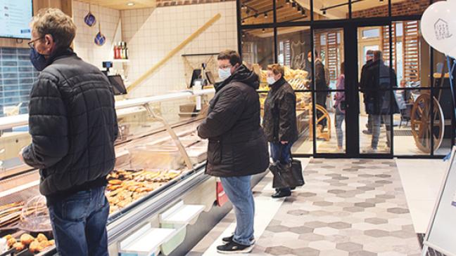 Kundenschlangen vor dem »Tichelmarkt«